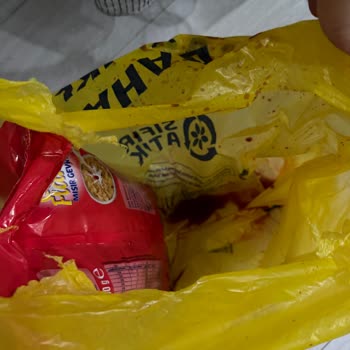 Donuk Ürünler Erimiş Ve Poşet Sızdırmış Şekilde Teslim Edildi, Ürün Ve Ev Hijyenim Zarar Gördü