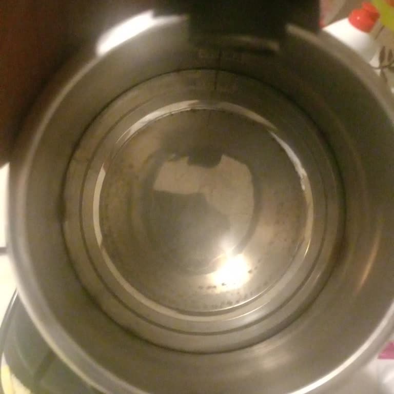 Garanti Belgesi Olmasına Rağmen Kettle Paslanma Sorununda Fatura Şartı İle Mağduriyet