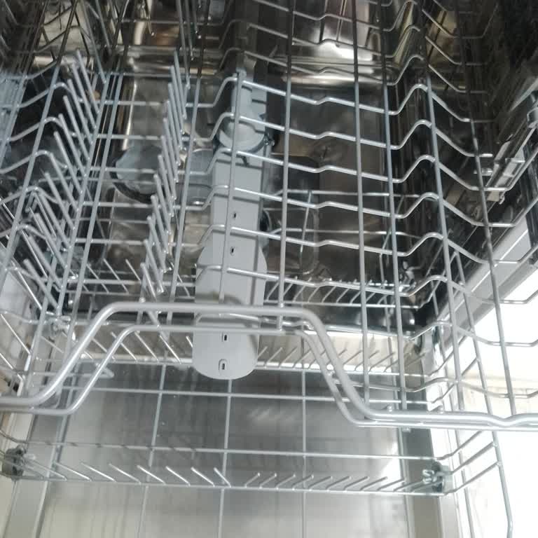 Bulaşık Makinesi Üst Rafında Eksiklik Ve Değişim Talebime Çözüm Bulunamaması