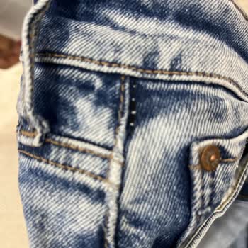 Mavi Pantolonum 2 Yıl Dolmadan Yırtıldı, Ürün İncelemesi Bile Yapılmadı!