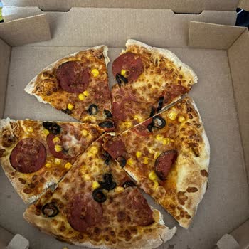 Geç Teslimat, Soğuk Ve Eksik Malzemeli Pizza; Çözüm Bekliyorum