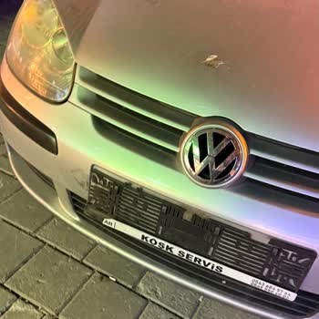 Yemeksepeti Kurye Park Halindeki Aracıma Çarpıp Kaçtı Müşteri Hizmetleri İlgilenmedi