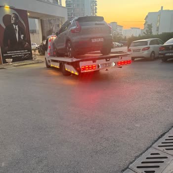 10 Aylık Yeni Volvo EX40'ta Sürekli SRS Arızası Ve Yetersiz Servis Desteği