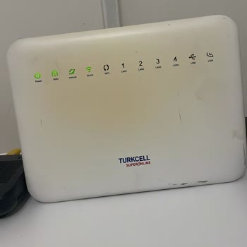 Arızalı Modem Nedeniyle 2 Aydır İnternet Erişimi Sağlanamıyor, Ücretsiz Modem Değişimi Ve Sorunun Çözümü Talebi
