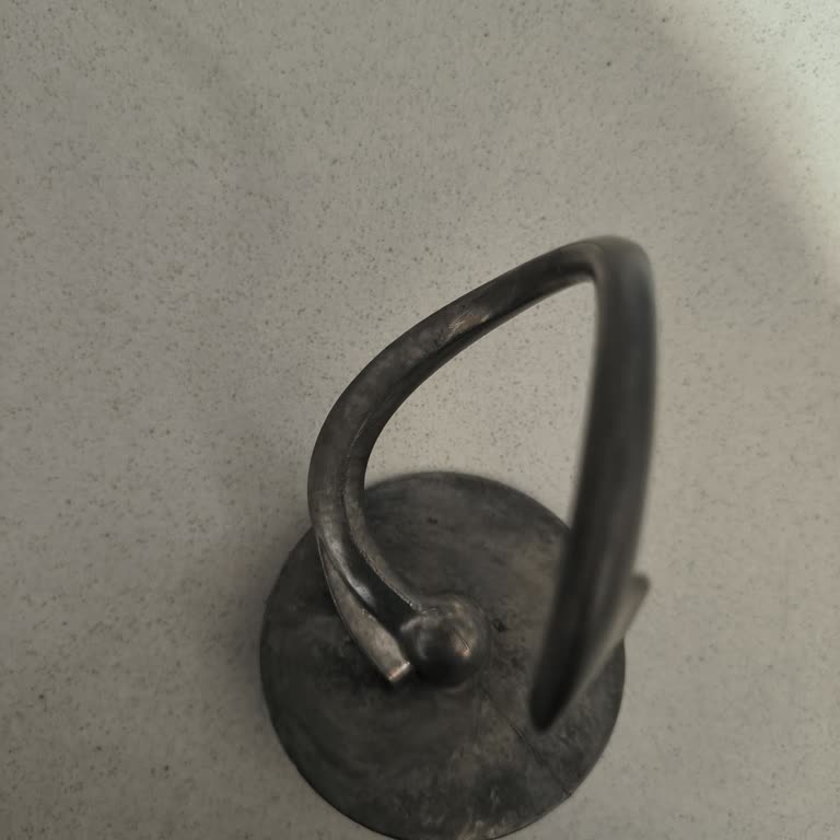 Hamur Yoğurma Aparatında Boya Salma Ve Renk Atması: Sağlık Ve Güven Sorunu