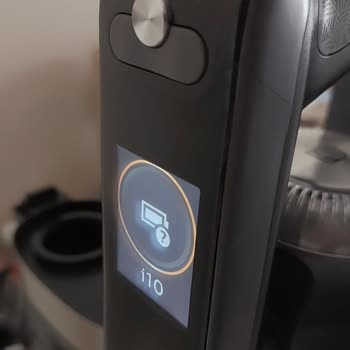 Philips Aqua Trio 9000 Sürekli Hata Veriyor, Servis Sorunu Çözemiyor Ve Ürün Değişimi Talep Ediyorum