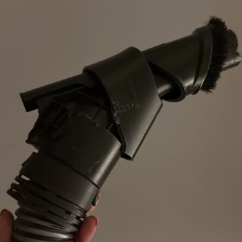 Miele Süpürge Tutma Kolu Kısa Sürede Kırıldı, Garanti Ve Destek Yetersiz Kaldı