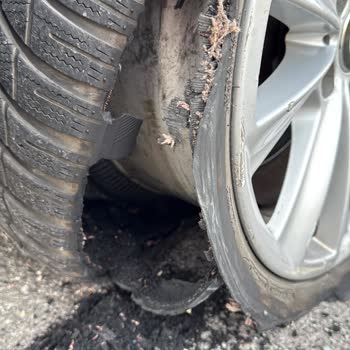 Seyir Halindeyken Aniden Parçalanan Lassa Kış Lastiği Hayati Tehlike Ve Maddi Zarara Yol Açtı: Mağduriyetimin Giderilmesini Ve Sorumluluğun Kabulünü Talep Ediyorum