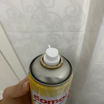 Rossmann'dan Aldığım WC Temizleyicisinin İçinden Paslı Boru Çıktı Hijyen Endişesi Yaşadım