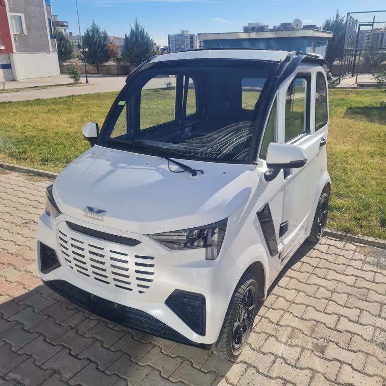 Sıfır Araçta Peş Peşe Arızalar Ve Uzayan Servis Süreci: Mağduriyetimin Giderilmesini İstiyorum