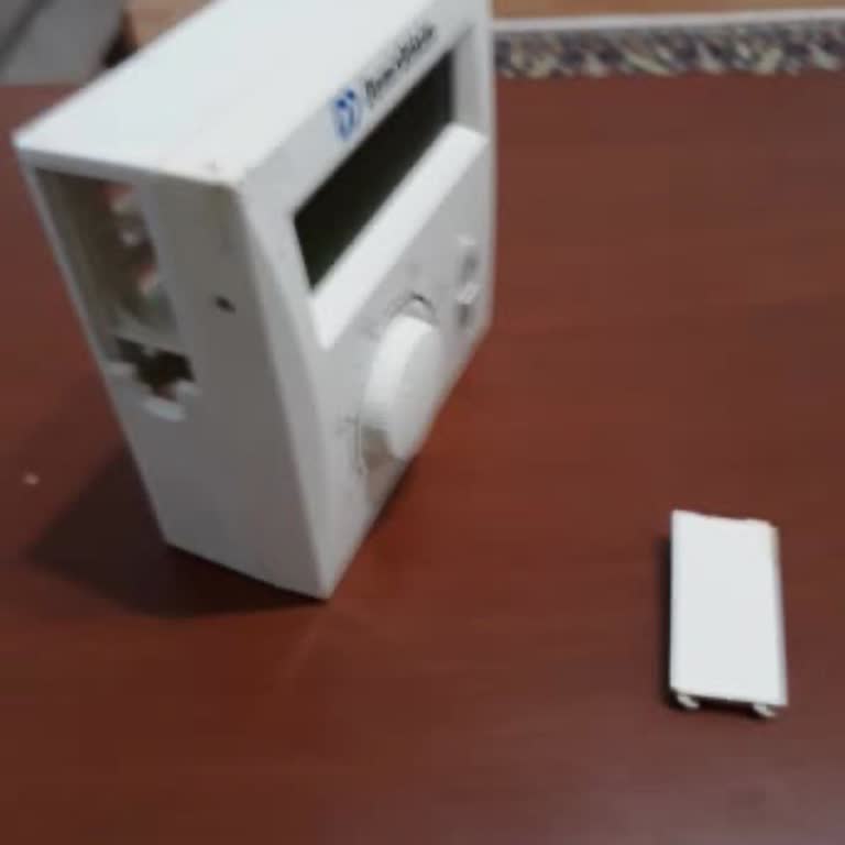 DemirDöküm Oda Termostatının Pil Kapağı Kırıldı, Ücretsiz Değişim Talebi