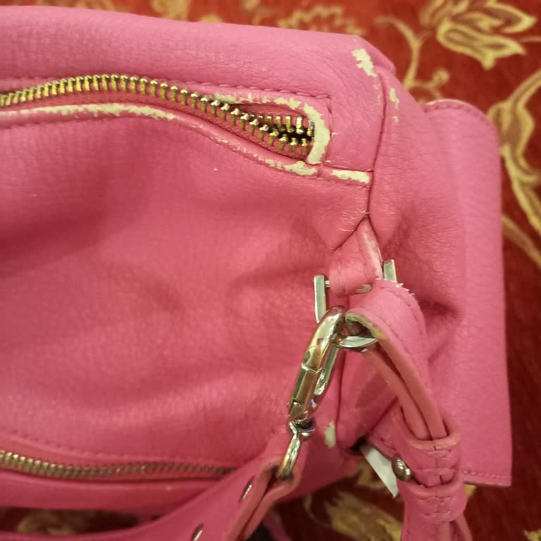 My Desigual Bag Deformed Despite Minimal Use and No Response Was Given