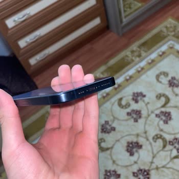 Tamir Sonrası Takılan Ayıplı Ekran Nedeniyle Mağduriyet Ve Yetersiz Servis Yaklaşımı