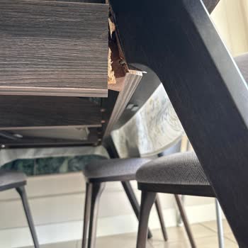 Enza Home'dan Aldığım Mutfak Masası Kullanılamaz Hale Geldi, Mağaza Çözüm Sunmuyor