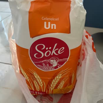 Söke Un İçinden Böcek Çıkması Ve Müşteri Hizmetlerine Ulaşılamaması