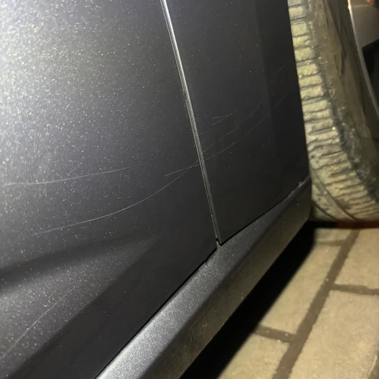 Servis Sonrası Araçta Oluşan Çizikler Ve İlgisiz Davranış Nedeniyle Mağduriyet