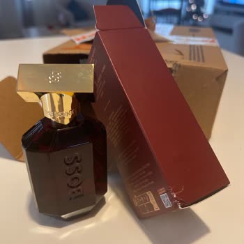 Online Satın Aldığım Parfüm Kullanılmış Ve Hasarlı Geldi, Değişim Talep Ediyorum