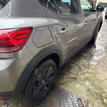 Sıfır Araçta Fabrikasyon Hata: Arka Kapı Sorunu Ve Değişim Talebi