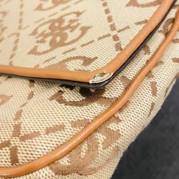 Guess Kısa Sürede Deforme Olan Çantada Ücret İadesi Talebim Reddedildi