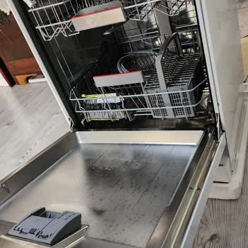Bosch Yeni Aldığım Bulaşık Makinesinin İçi Islak Çıktı, Sıfır Ürün Mü Endişesi Yaşadım