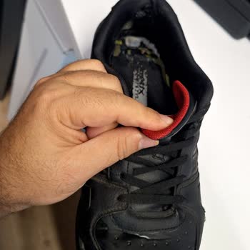 Kısa Sürede Kullanılamaz Hale Gelen Ayakkabıma Çözüm Bulunmuyor!