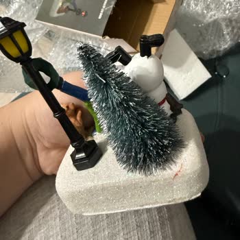 Hasarlı Ürünler Ve İlgisiz Müşteri Hizmetleriyle Mağduriyet Yaşıyorum