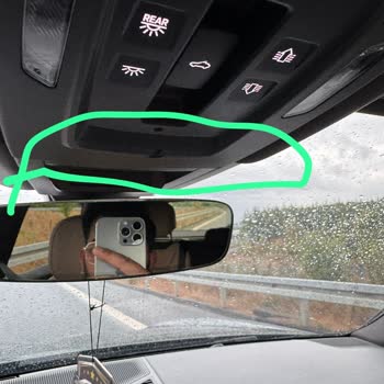 Sıfır Porsche Cayenne’de Su Sızdırma Ve Özensiz Servis Mağduriyeti