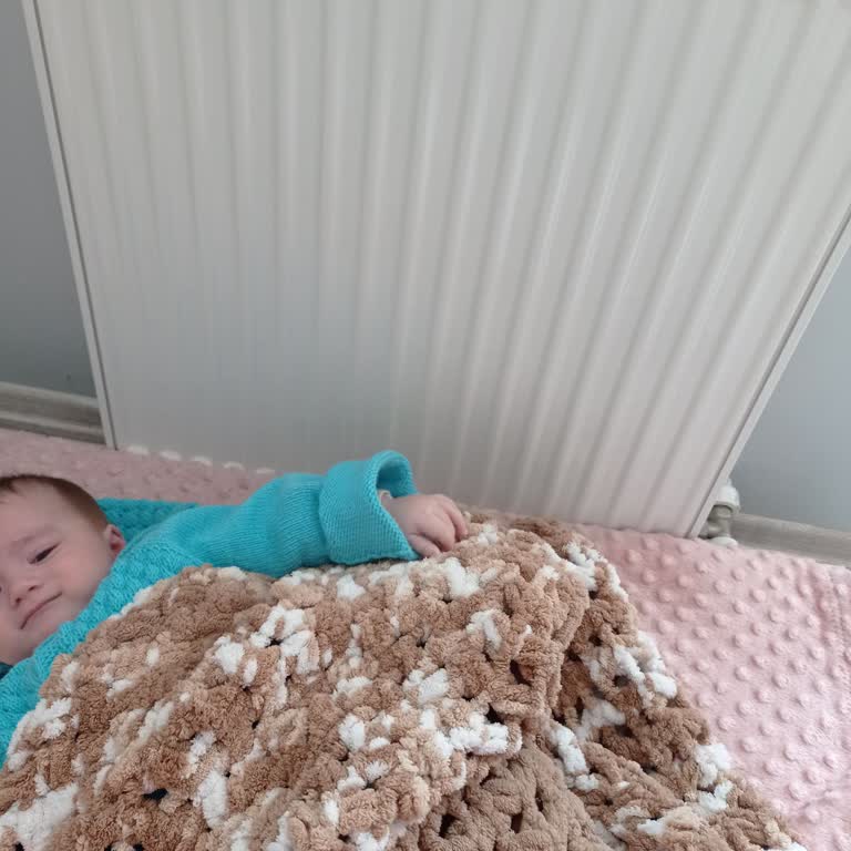 Kışın Uzayan Elektrik Kesintileri Evde Çocuk Ve Hastaları Zor Durumda Bırakıyor