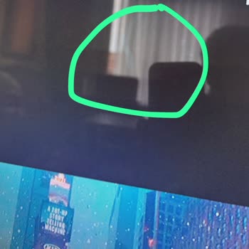 Yeni Alınan Televizyonun Ekranında Şeffaf İz Ve Çözüm Eksikliği