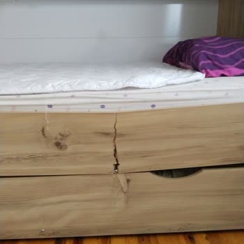 Satın Alınan Ranza Yatak İçin Eksik Parçalar Uzun Süredir Teslim Edilmiyor, Mağaza İlgisiz Davranıyor