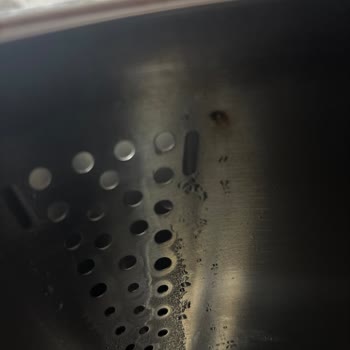 Beko Çaycıda Tekrarlayan Paslanma Sorunu Ve Sağlık Endişesi