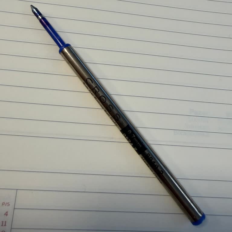 Scrikks Cross 8910-2 Roller Yedek Uç Kısa Sürede Akıtmaya Başladı Müşteri Hizmetleri Çözüm Sunmadı