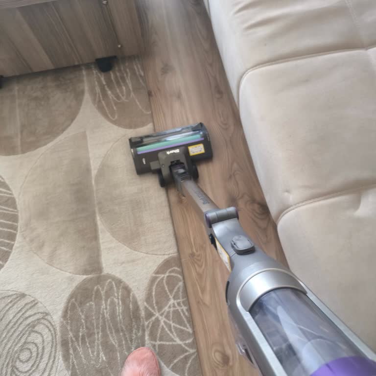 Yüksek Ücretli Süpürge Çekmiyor, Müşteri Hizmetleri Çözüm Sunmuyor