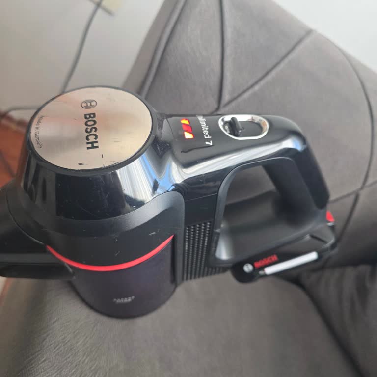 Bosch Dikey Süpürge: Sürekli Batarya Sorunu Ve Çözülemeyen Arızalar Nedeniyle Mağduriyet