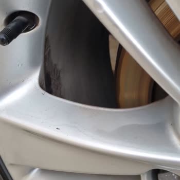 Jant Temizleme Ürünü Jant Boyasına Zarar Verdi, Ürün Değişimi Talebim Karşılanmadı