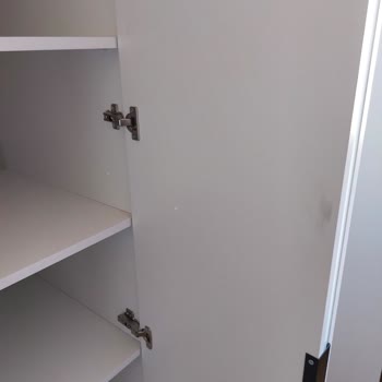 Vivense'den Teslim Alınan Gardırop Kırık Ve Kirli Çıktı, Yeni Ürünle Değişim Talebim Var!