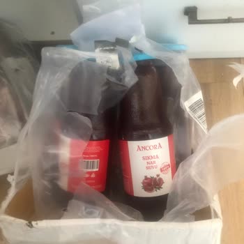 Doğallık Ve Şeffaflık Beklentimi Karşılamayan Meyve Suları Ve Yetersiz Müşteri İletişimi