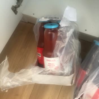 Doğallık Ve Şeffaflık Beklentimi Karşılamayan Meyve Suları Ve Yetersiz Müşteri İletişimi