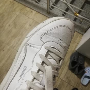 Üç Ayda Çatlayan Ayakkabı Nedeniyle Yaşadığım Mağduriyet Ve İade Talebim