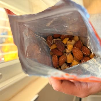 Kapalı Kuruyemiş Paketinden Canlı Güve Çıkması: Hijyen Ve Güven Sorunu