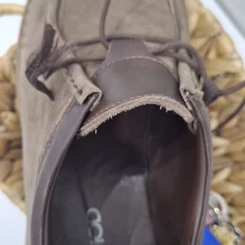 Kısa Sürede Kopan Ayakkabı Bağcık Tutacağına Derimod'dan Çözüm Bekliyorum