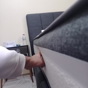 3 Aylık Yatakta Çökme Ve İlgisiz Servis