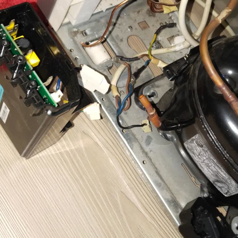 Yüksek Ücret Ödedim, Buzdolabım Hala Tamir Edilmedi Ve Parça Eksikliği Yaşanıyor