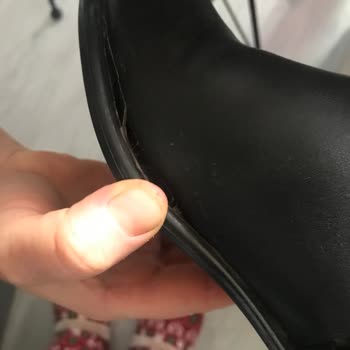 Kısa Sürede Dağılan Çizme Ve Reddedilen İade Mağduriyeti