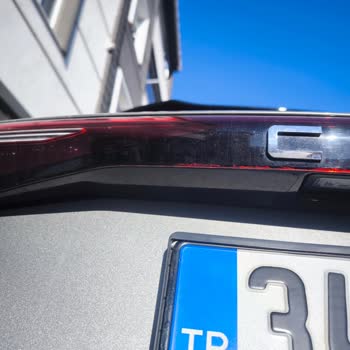 Chery Omoda 5 Stoplarda Renk Değişimi Ve Garanti Mağduriyeti