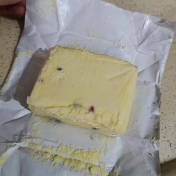 A101'den Aldığım Tereyağında Küf Ve Renk Değişimi Şoku