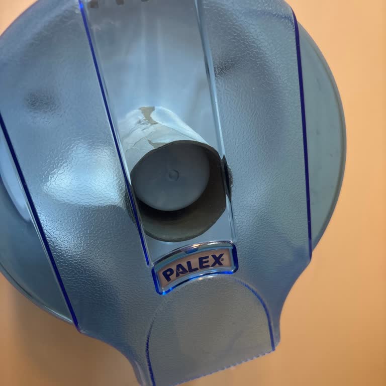 Kızılay AVM Tuvaletlerinde Sürekli Tuvalet Kağıdı Eksikliği Hijyen Sorunu Yaratıyor