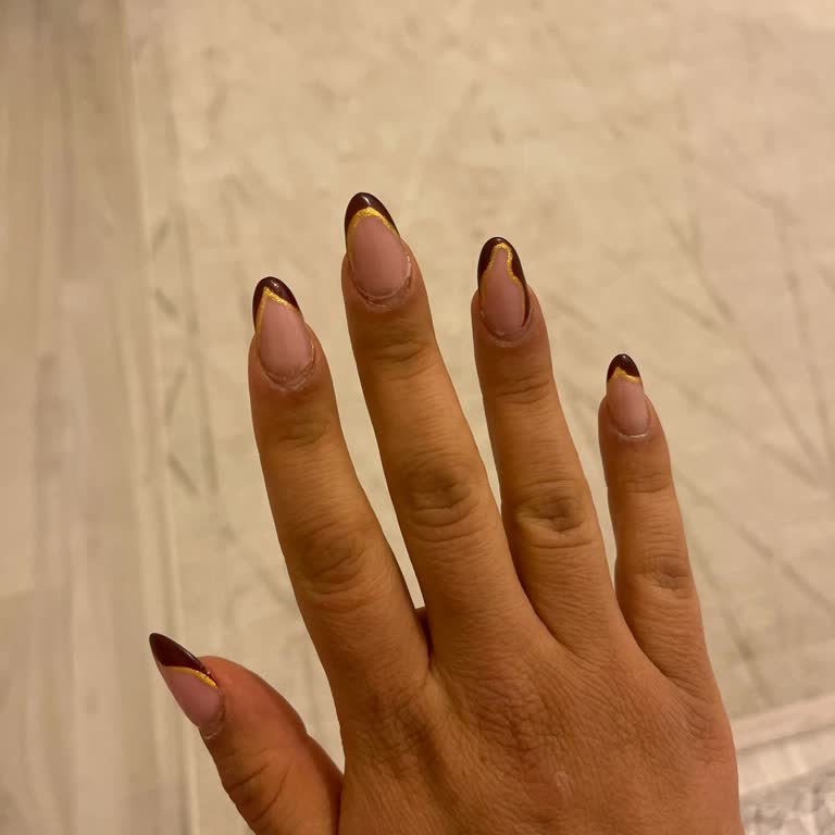 Yüksek Ücret, Kötü Hizmet: Protez Tırnak Sonrası Hayal Kırıklığı Ve Mağduriyet