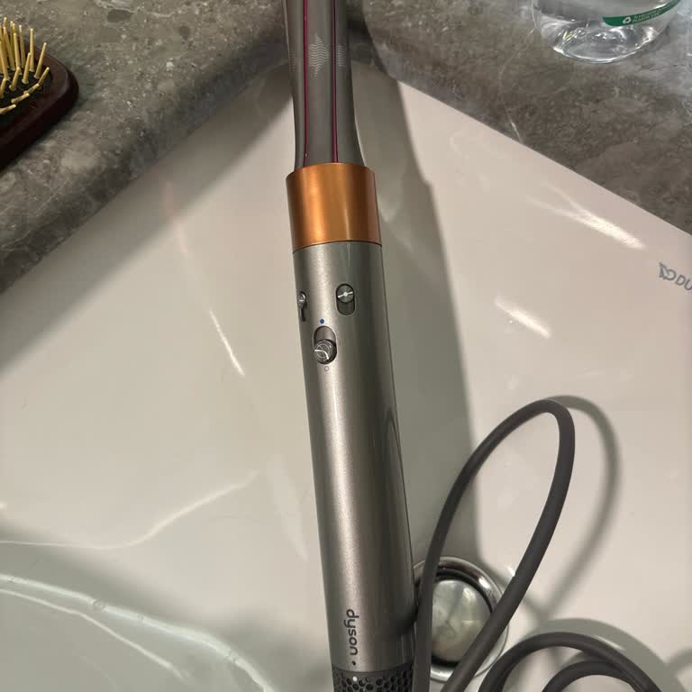 Dyson Servis Sürecinde Renk Uyumsuzluğu Ve Tekrarlayan İletişim Sorunları Nedeniyle Mağduriyet