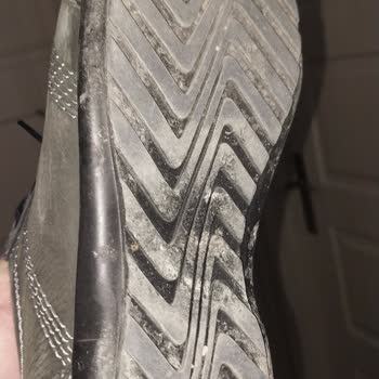 Scooter Ayakkabı Ortopedik Tabanlıklar Kısa Süre İçinde Ya Delindi Ya Da Parçalandı